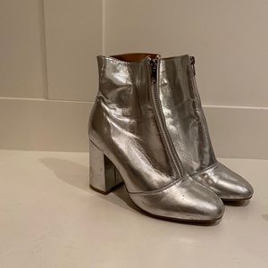 Forever 21 Silver Pleather Boots